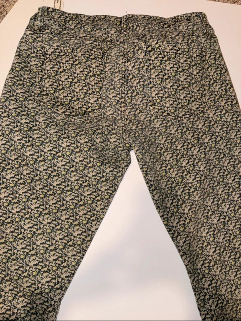 CAbi Green Floral Print Leggings